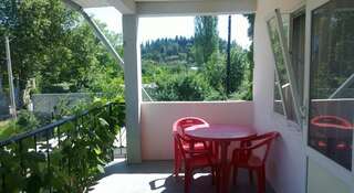 Гостевой дом Na Morskoy Guest Complex Рыбачье Четырехместный номер с балконом-3